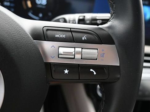 Used 2025 Hyundai Tucson SEL FWD image 31