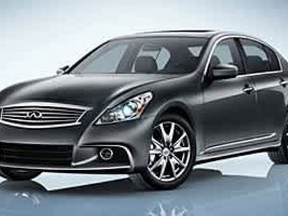 Used 2011 INFINITI G37 Journey w/ Premium Pkg