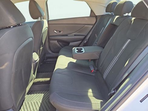 Used 2021 Hyundai Elantra SEL w/ Convenience + Premium Package image 20