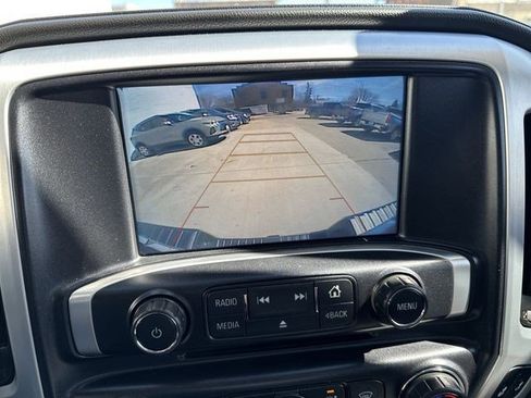 Used 2019 GMC Sierra 1500 SLE w/ SLE Value Package image 17