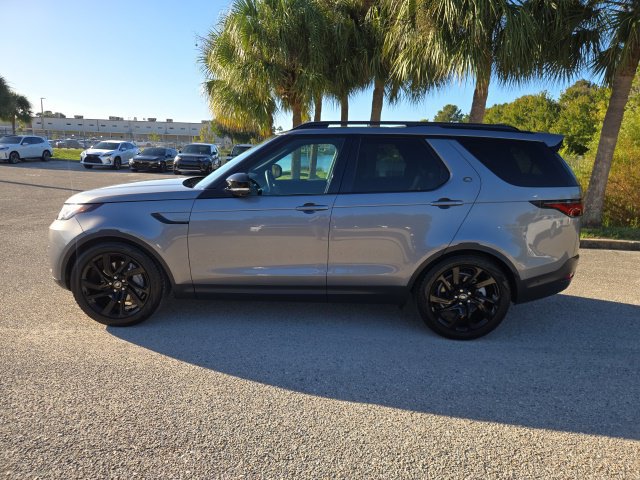 Used 2025 Land Rover Discovery S AWD/4WD image 2