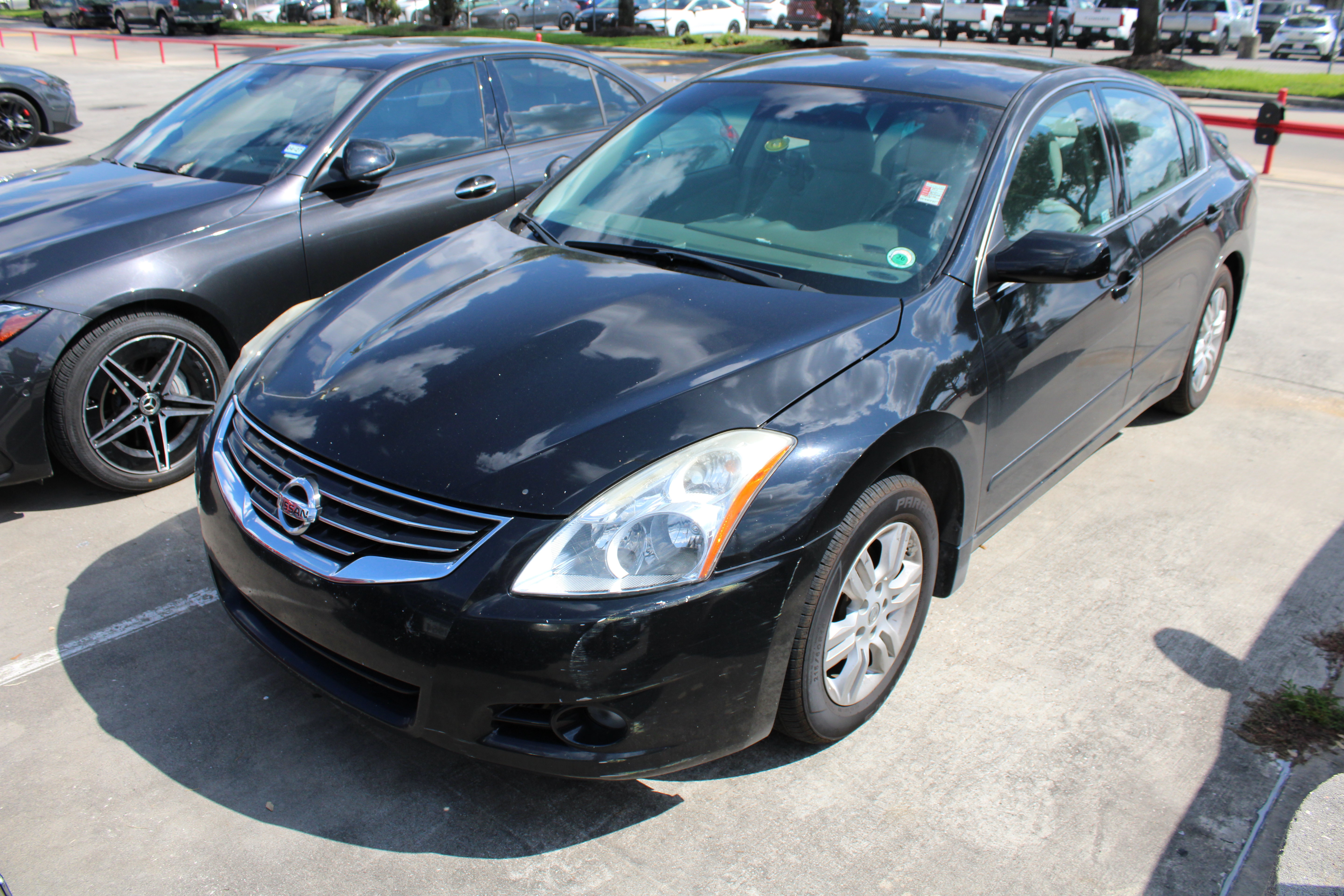 Used 2012 Nissan Altima 2.5 S w/ 20th Anniversary Pkg FWD image 4