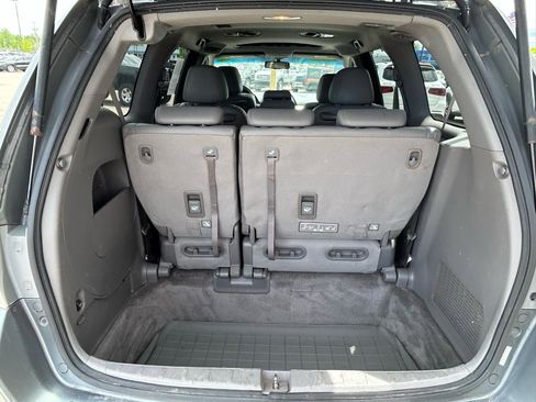 Used 2010 Honda Odyssey EX-L image 16