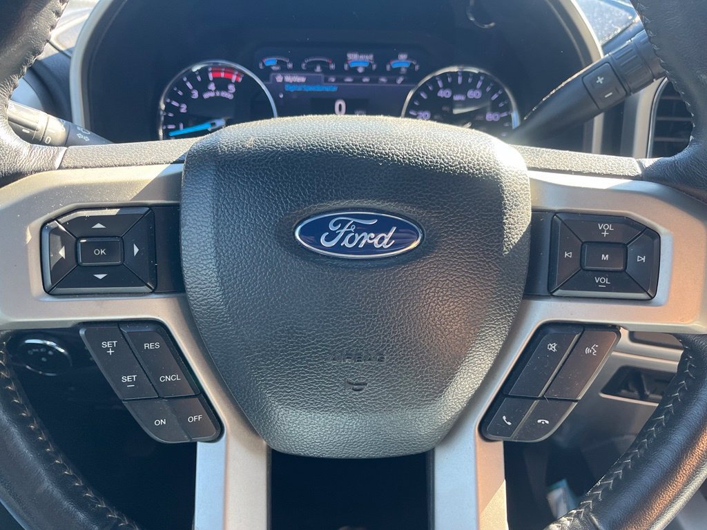 Used 2022 Ford F350 Lariat w/ Lariat Ultimate Package AWD/4WD image 11