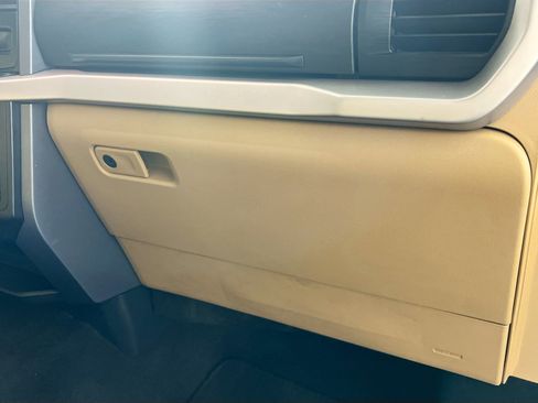 Used 2023 Ford F150 XLT image 34