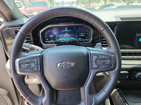 Used 2023 Chevrolet Silverado 1500 ZR2 w/ Technology Package AWD/4WD image 23