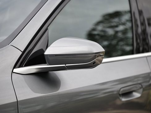 New 2026 BMW X3 xDrive30 w/ Premium Package image 11