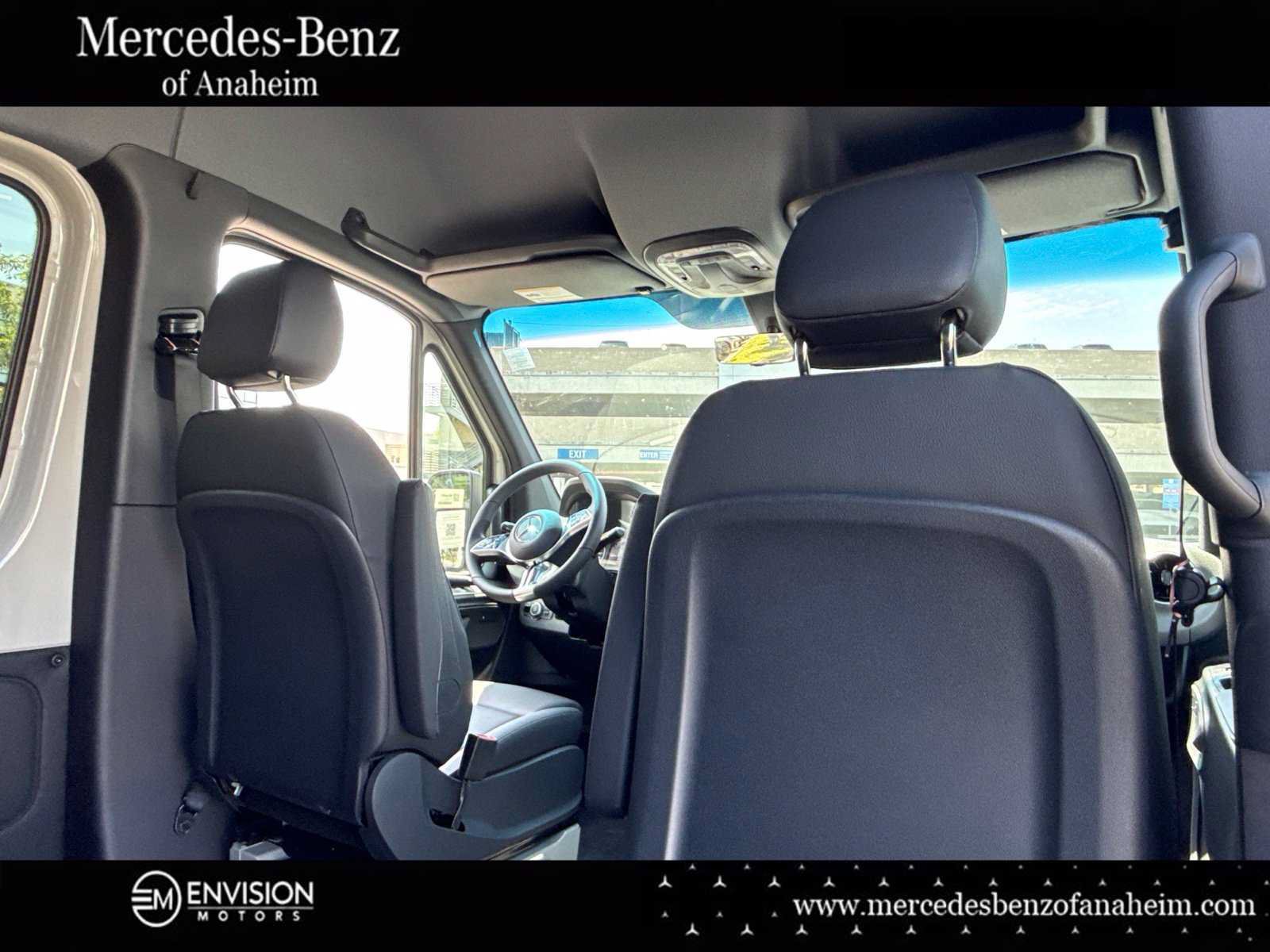 New 2026 Mercedes-Benz Sprinter 2500 image 17
