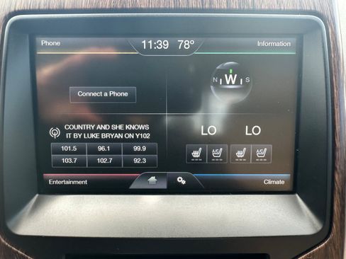 Used 2014 Ford F150 Lariat w/ Lariat Chrome Package AWD/4WD image 15
