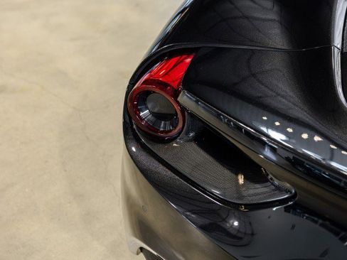 Used 2018 Ferrari 488 Spider RWD image 20