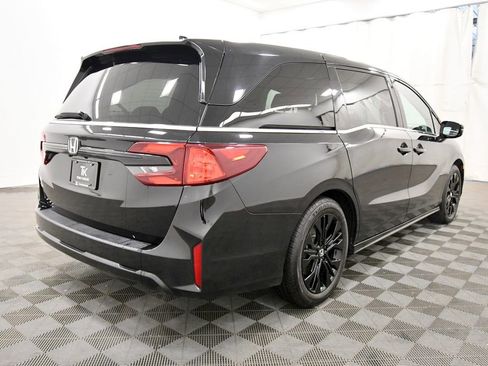 Certified 2025 Honda Odyssey Sport-L image 8