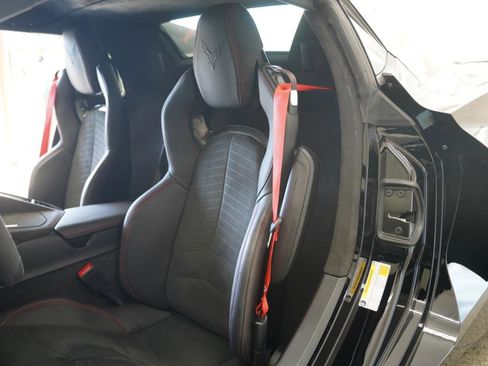 Used 2023 Chevrolet Corvette Stingray Premium Conv w/ Z51 Performance Package RWD image 36