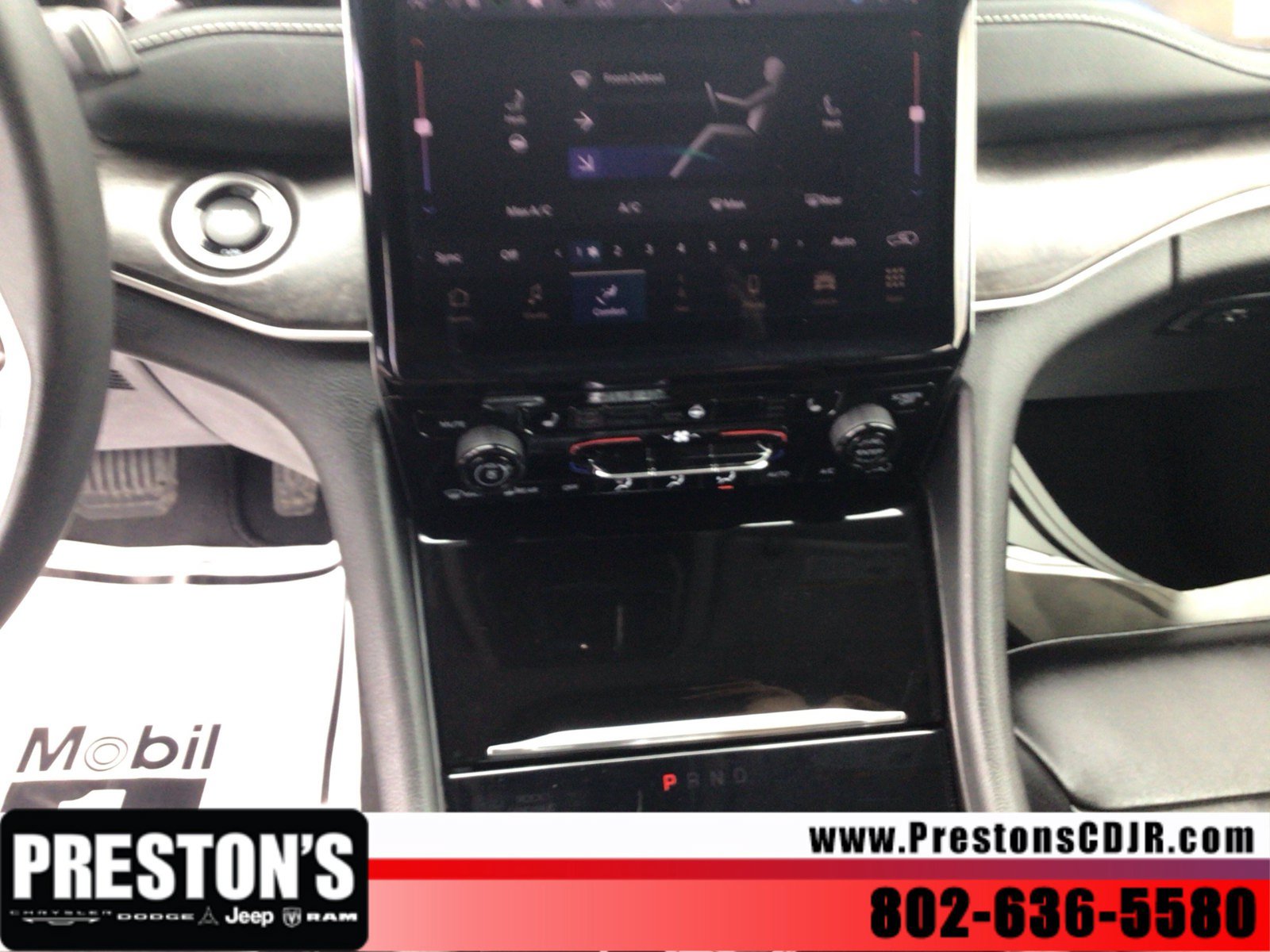 Used 2024 Jeep Grand Cherokee Limited 4xe AWD/4WD image 17