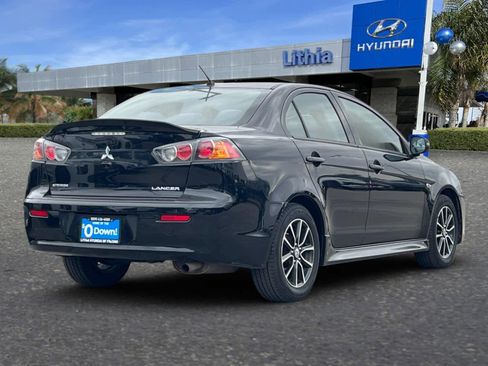 Used 2017 Mitsubishi Lancer ES image 2