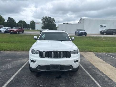 Used 2022 Jeep Grand Cherokee Limited AWD/4WD image 2