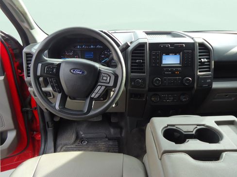 Used 2022 Ford F350 XL w/ Power Equipment Group image 15