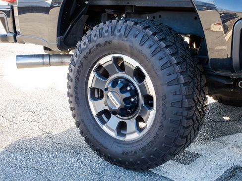 Used 2024 Ford F250 Lariat w/ Lariat Ultimate Package image 7