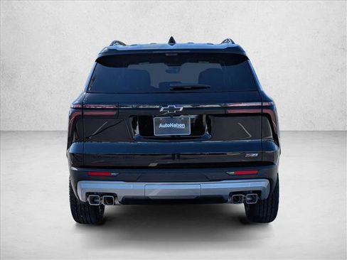 New 2026 Chevrolet Traverse Z71 w/ Enhanced Driving Package AWD/4WD image 8