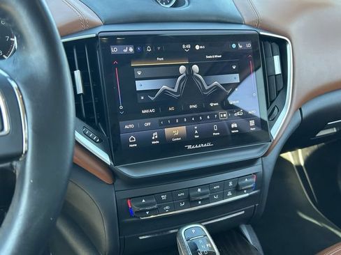 Used 2021 Maserati Ghibli S GranLusso RWD image 29