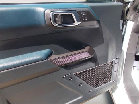 New 2024 Ford Bronco Outer Banks AWD/4WD image 13