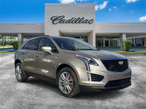 Certified 2023 Cadillac XT5 Sportv w/ Technology Package image 1