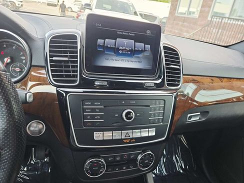 Used 2019 Mercedes-Benz GLS 450 4MATIC image 26