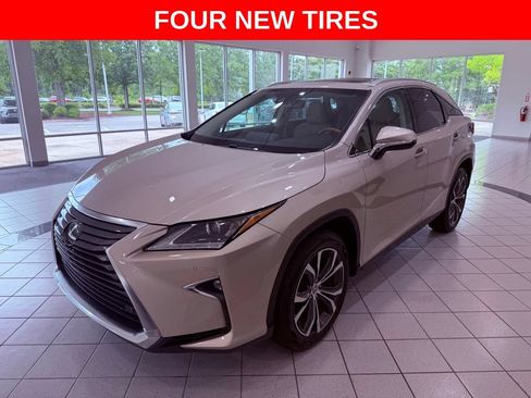 Used 2017 Lexus RX 350 FWD w/ Premium Package image 3