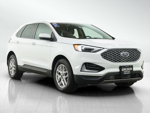 Used 2024 Ford Edge SEL image 7