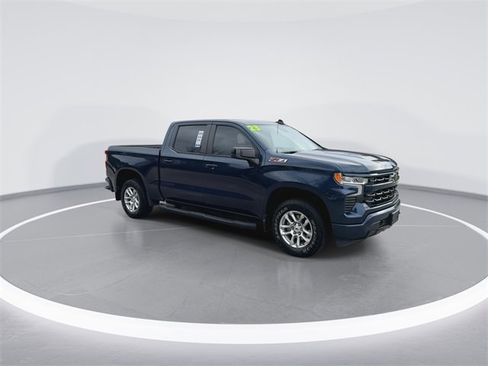 Used 2023 Chevrolet Silverado 1500 RST w/ Z71 Off-Road Package image 9