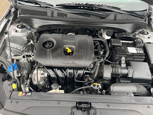Used 2024 Kia Forte LXS FWD image 27