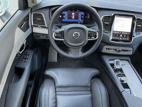 Certified 2024 Volvo XC90 T8 Ultimate w/ Protection Package Premier AWD/4WD image 5