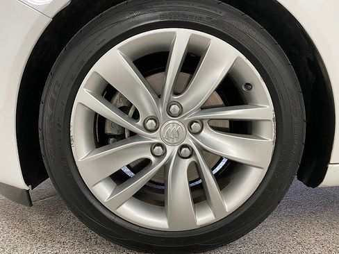 Used 2016 Buick Regal image 24