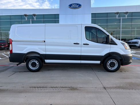 New 2026 Ford Transit 150 Low Roof w/ Load Area Protection Package RWD image 6