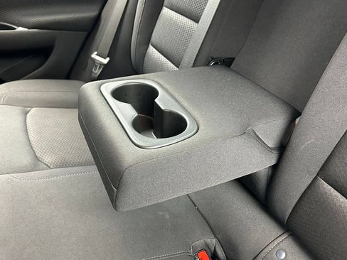 Used 2025 Chevrolet Malibu LT FWD image 23