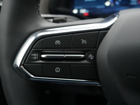 New 2026 Chevrolet Equinox LT w/ Convenience Package II image 12