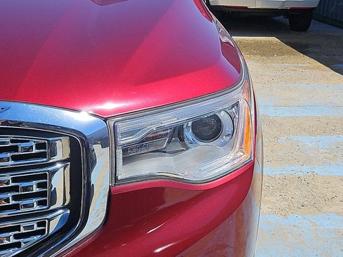 Used 2017 GMC Acadia Denali w/ Technology Package AWD/4WD image 5