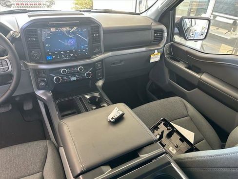 New 2025 Ford F150 XLT w/ Equipment Group 302A MID image 29