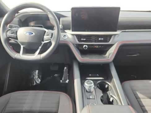 Certified 2025 Ford Explorer ST-Line AWD/4WD image 12
