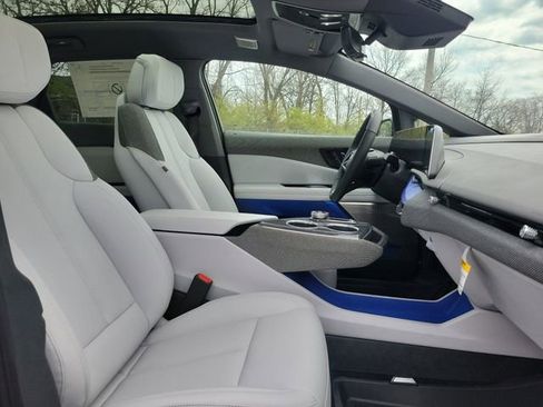 New 2026 Cadillac Optiq Luxury 1 w/ LPO, Floor Liner Package AWD/4WD image 27