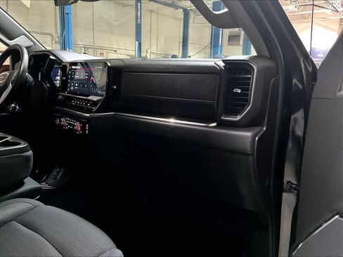 Used 2023 GMC Sierra 1500 Elevation image 13