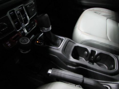 New 2026 Jeep Gladiator Mojave AWD/4WD image 29