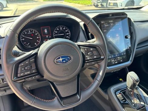 Used 2025 Subaru Crosstrek 2.5i Limited w/ Crosstrek Mirror Package AWD/4WD image 12
