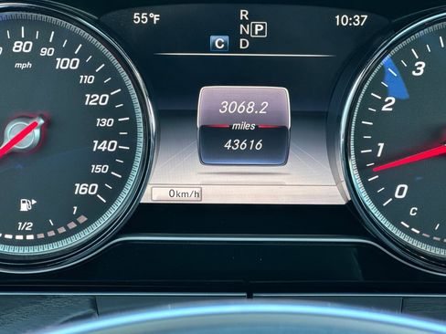 Used 2018 Mercedes-Benz E 400 Coupe image 17