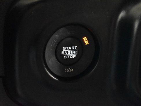 Used 2020 Jeep Wrangler Unlimited Sahara w/ Dual Top Group image 12