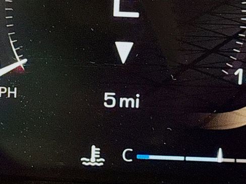 New 2026 GMC Sierra 1500 Elevation image 12