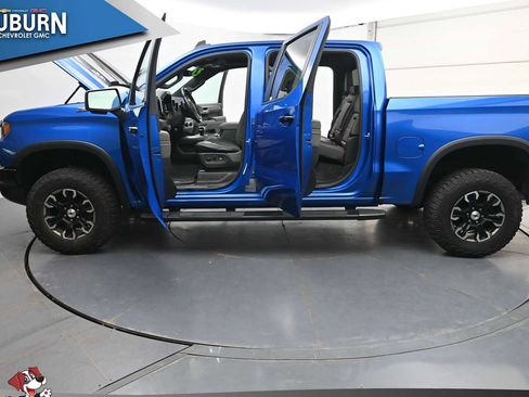 Used 2022 Chevrolet Silverado 1500 ZR2 AWD/4WD image 37