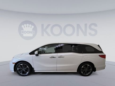Used 2023 Honda Odyssey Elite image 7