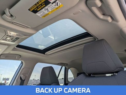 Used 2025 Toyota RAV4 XLE w/ Convenience Package image 17