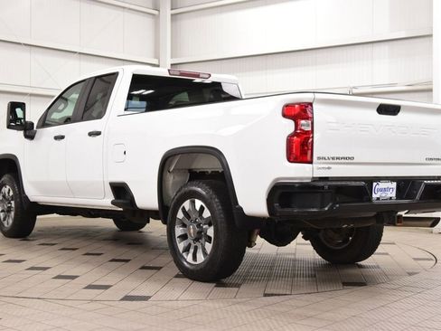 Used 2024 Chevrolet Silverado 2500 Custom w/ Custom Value Package AWD/4WD image 6