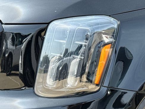 Used 2024 Kia Telluride SX Prestige X-Line AWD/4WD image 4